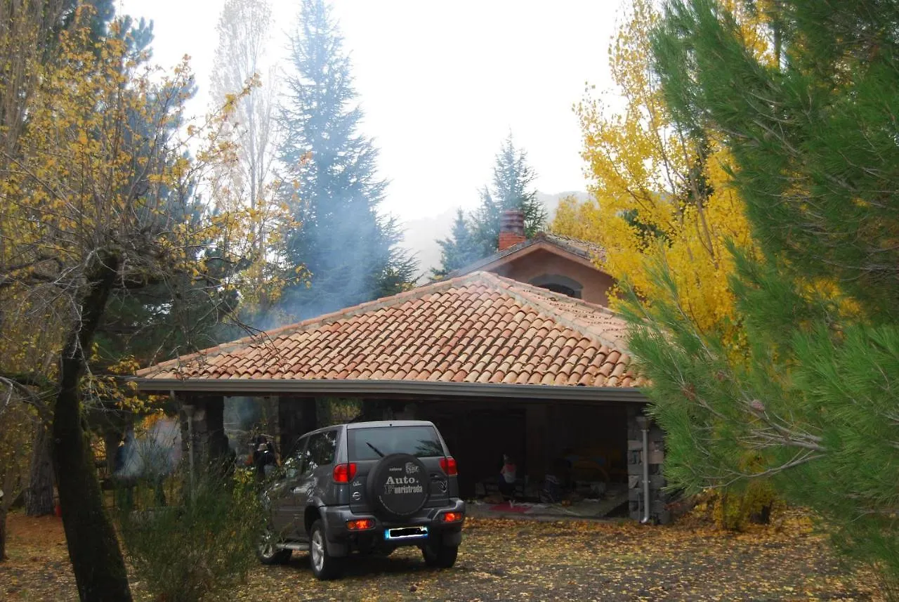 Trifoglietto Casavacanza Ragalna Chalet